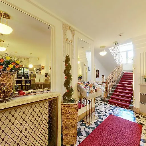 Hotel Franzenshof Vienna