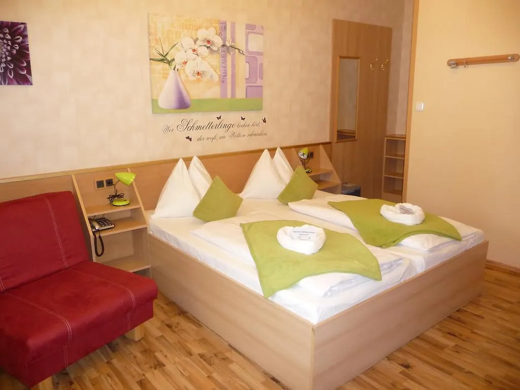 Hotel Franzenshof Wien 2*,